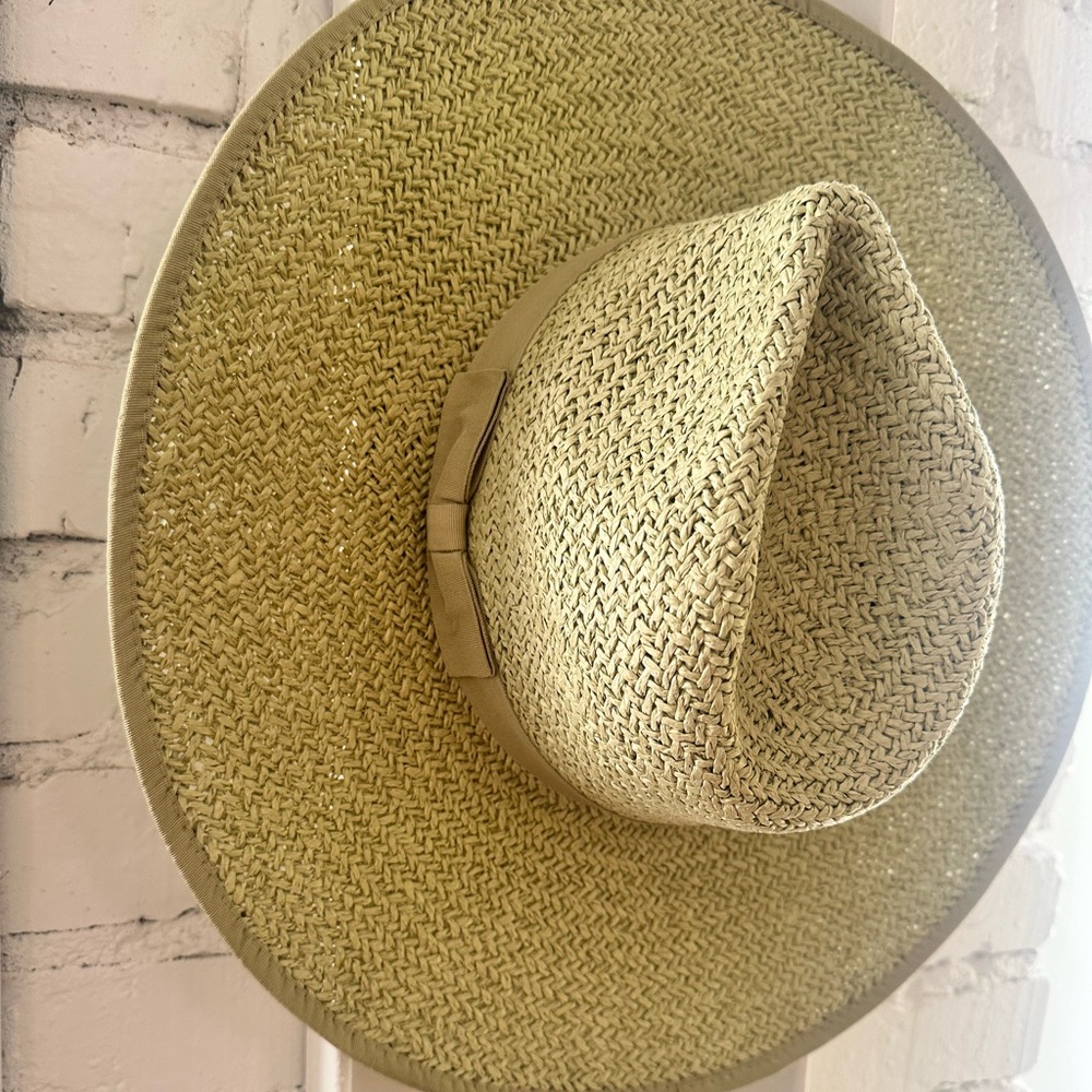 Green straw hat